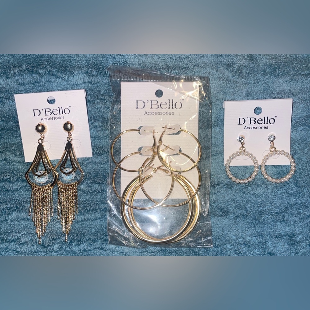 Lot of earrings